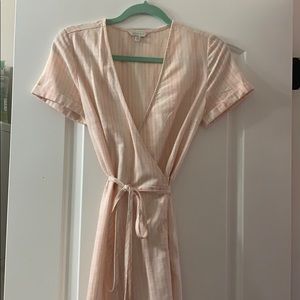 Lucky Brand pink wrap dress, in mint condition.